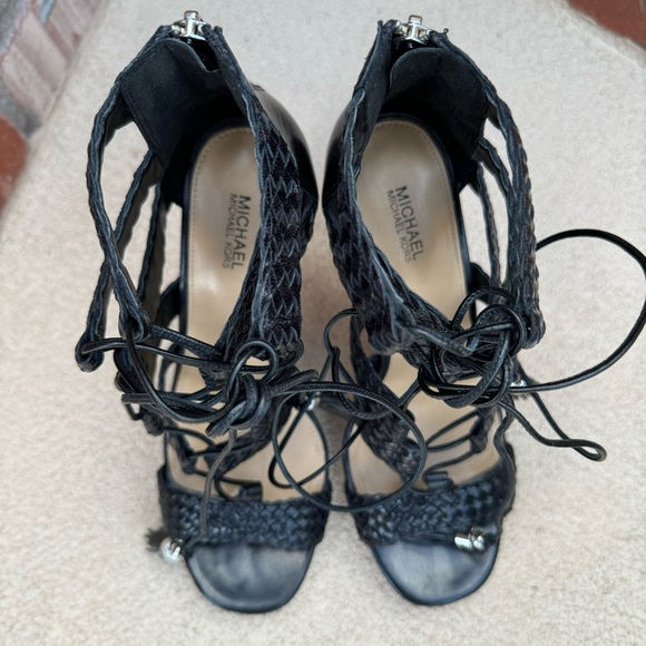 MICHAEL KORS “MONTEREY” Leather Weave, Back Zip Sandal in Black Sz 9 - Picture 6 of 12